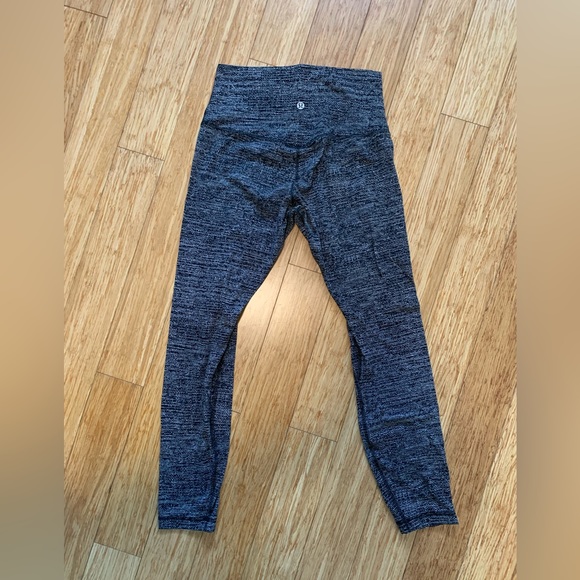 Lululemon aligns - Picture 2 of 4